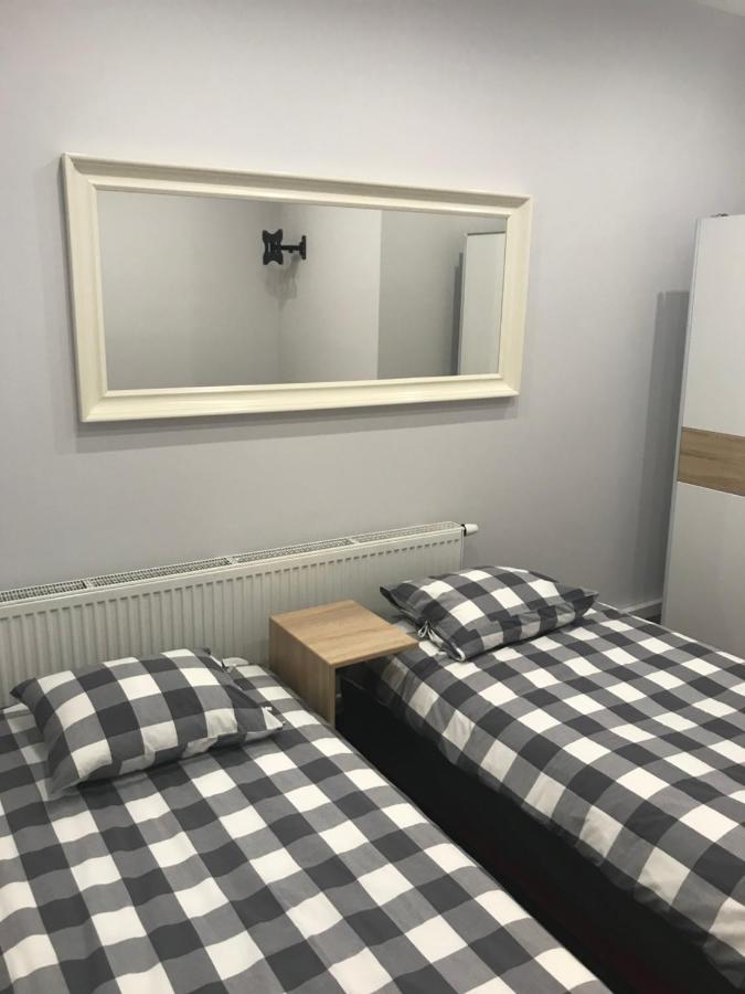 Piwnica Hostel Miechów Εξωτερικό φωτογραφία